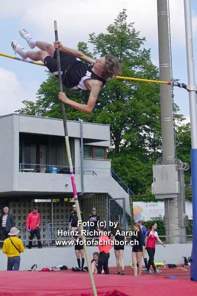 2490 erst_mai_basel.jpg